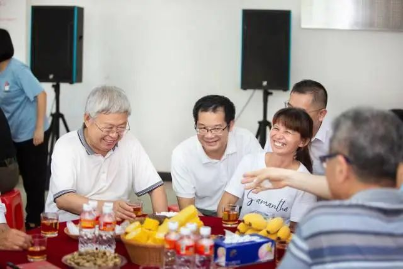 调研组了解汇丰•海惠广东恩平项目情况。快猫
农业农村局 提供 图片