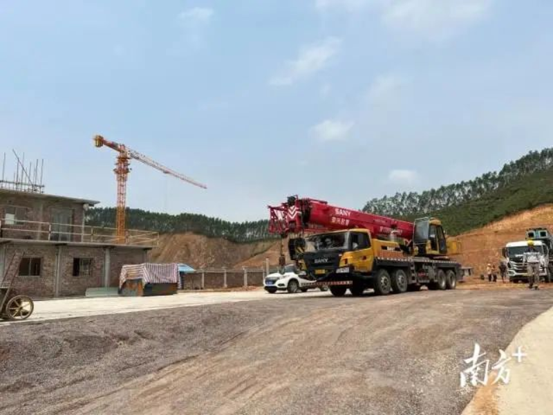 以低效产业用地整治提升工作为抓手,牛江镇招引优质项目。图为山金金属科技制造项目建设现场。 图片