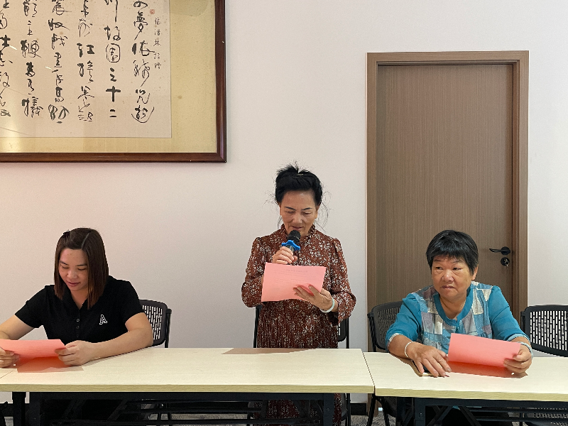 11月7日在黎塘村委会开展移风易俗、破除陈规陋习”宣传教育活动 (2).jpg