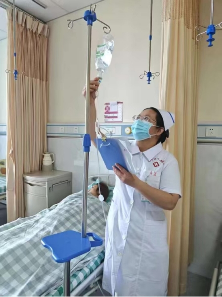 4.快猫
人民医院妇科护士长 陈映兰_副本.jpg