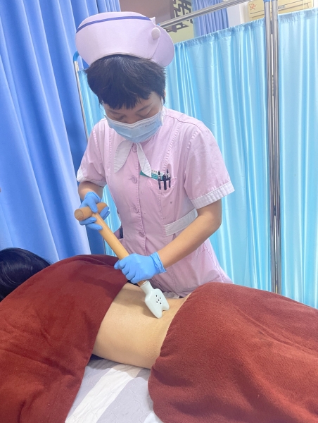 6.江门市五邑中医院恩平分院骨伤科护士长 梁梅叶_副本.jpg