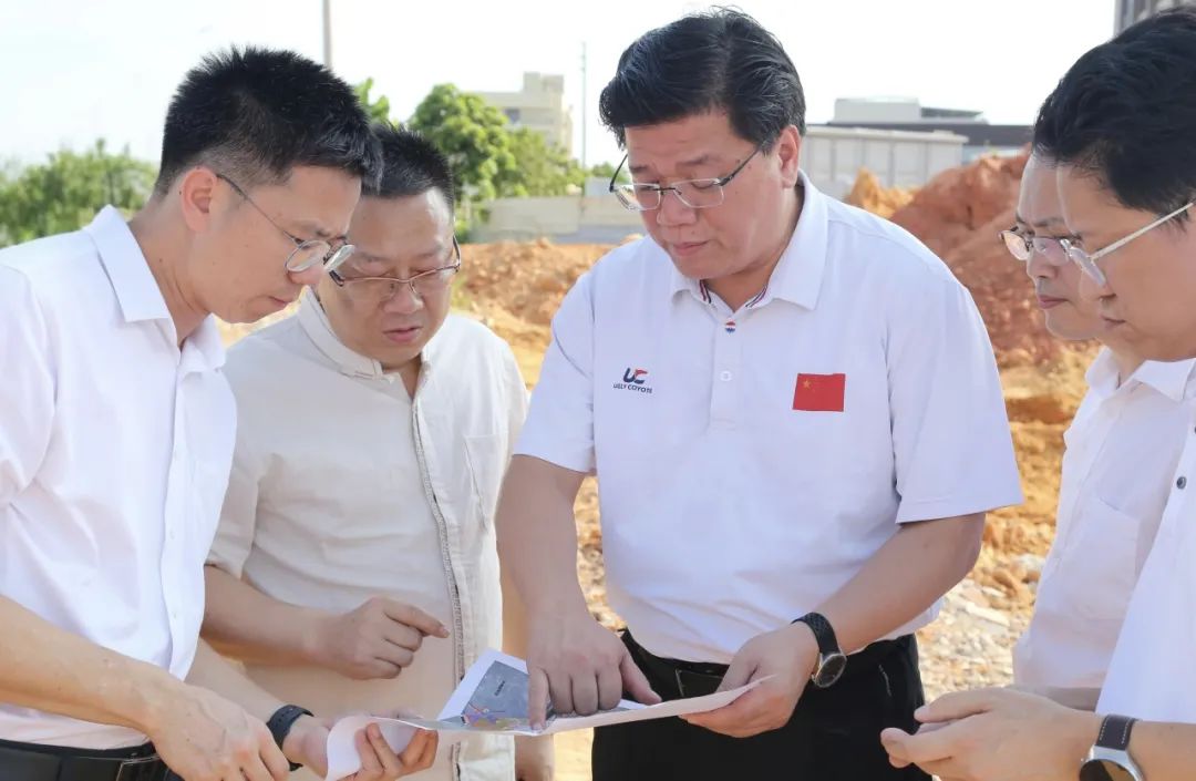 黎沛荣调研园区征地工作，深入项目建设一线开展暖企活动