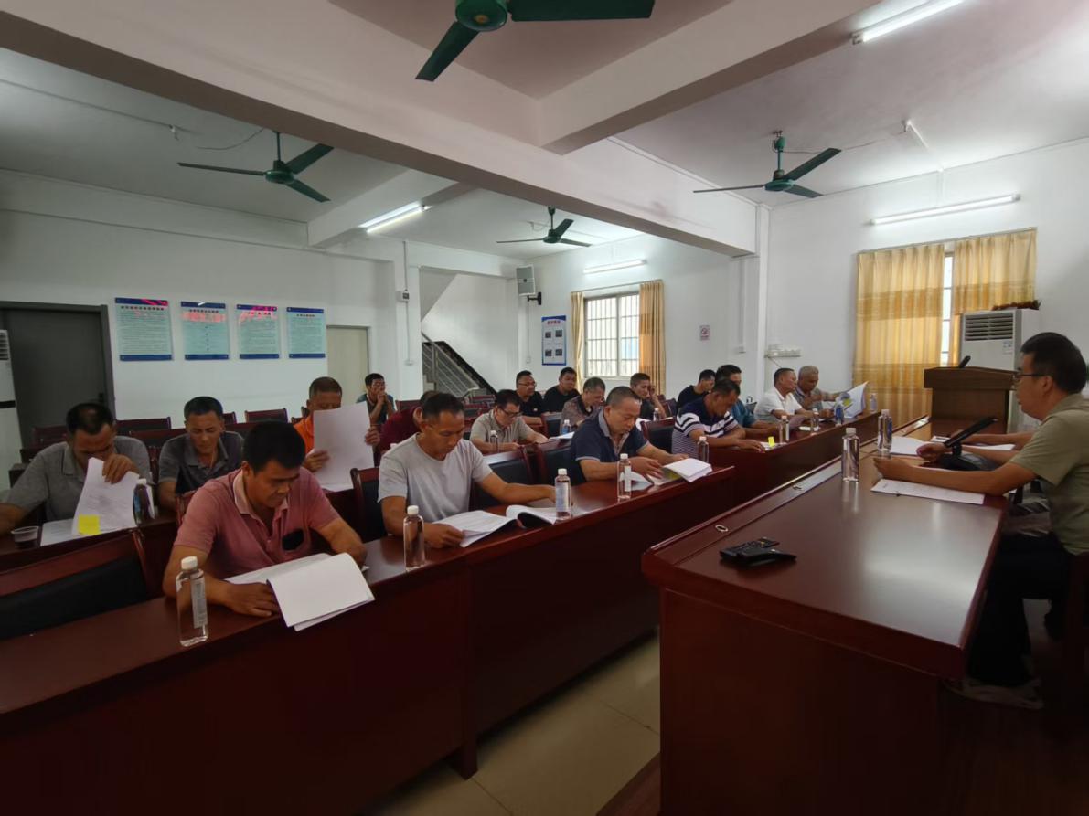 快猫
恩城街道石栏村退役军人服务站开展政策理论学习活动 