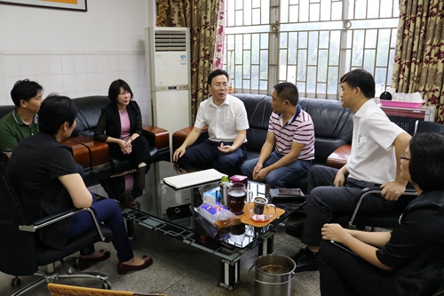 副本5、刘兵市长对我市基层医疗卫生工作发展提出要求.jpg 副本5、刘兵市长对我市基层医疗卫生工作发展提出要求.jpg