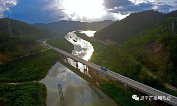 微信图片_20181016104502.jpg 微信图片_20181016104502.jpg